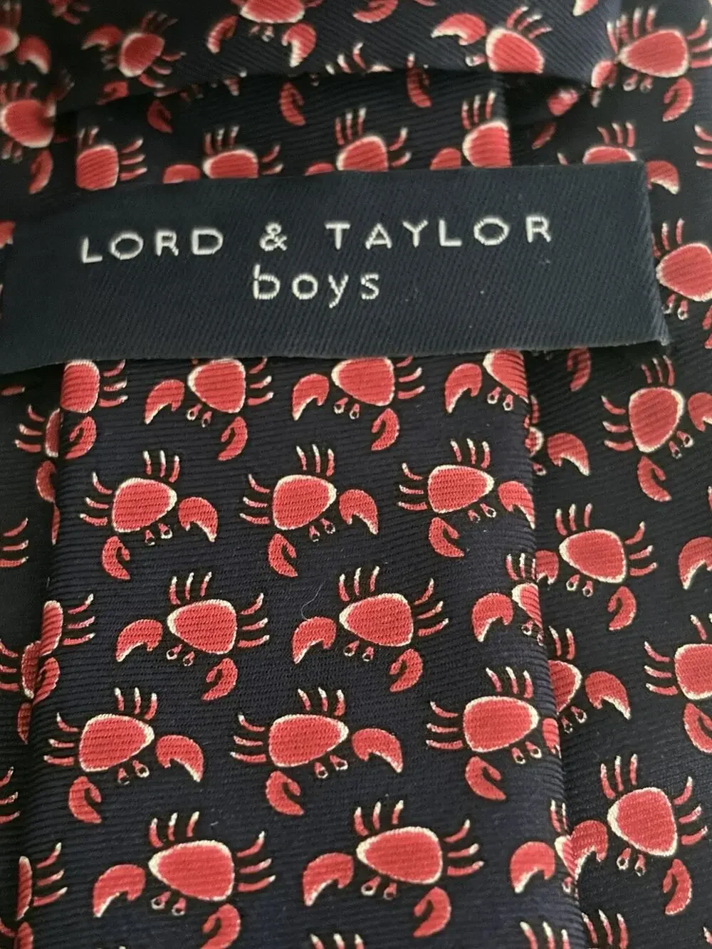 Lord & Taylor Boys Crab Tie One Size Navy Blue Red 100% Silk Formal Necktie